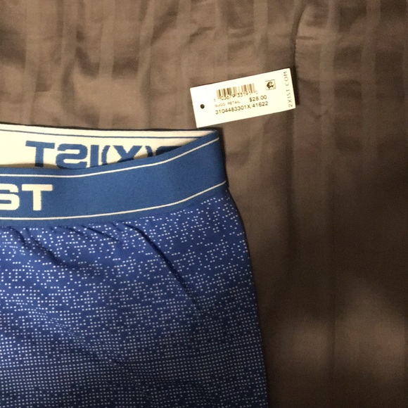 2xist Mens trunk underwear
Size XL
Never worn, still has tag - Picture 2 of 2